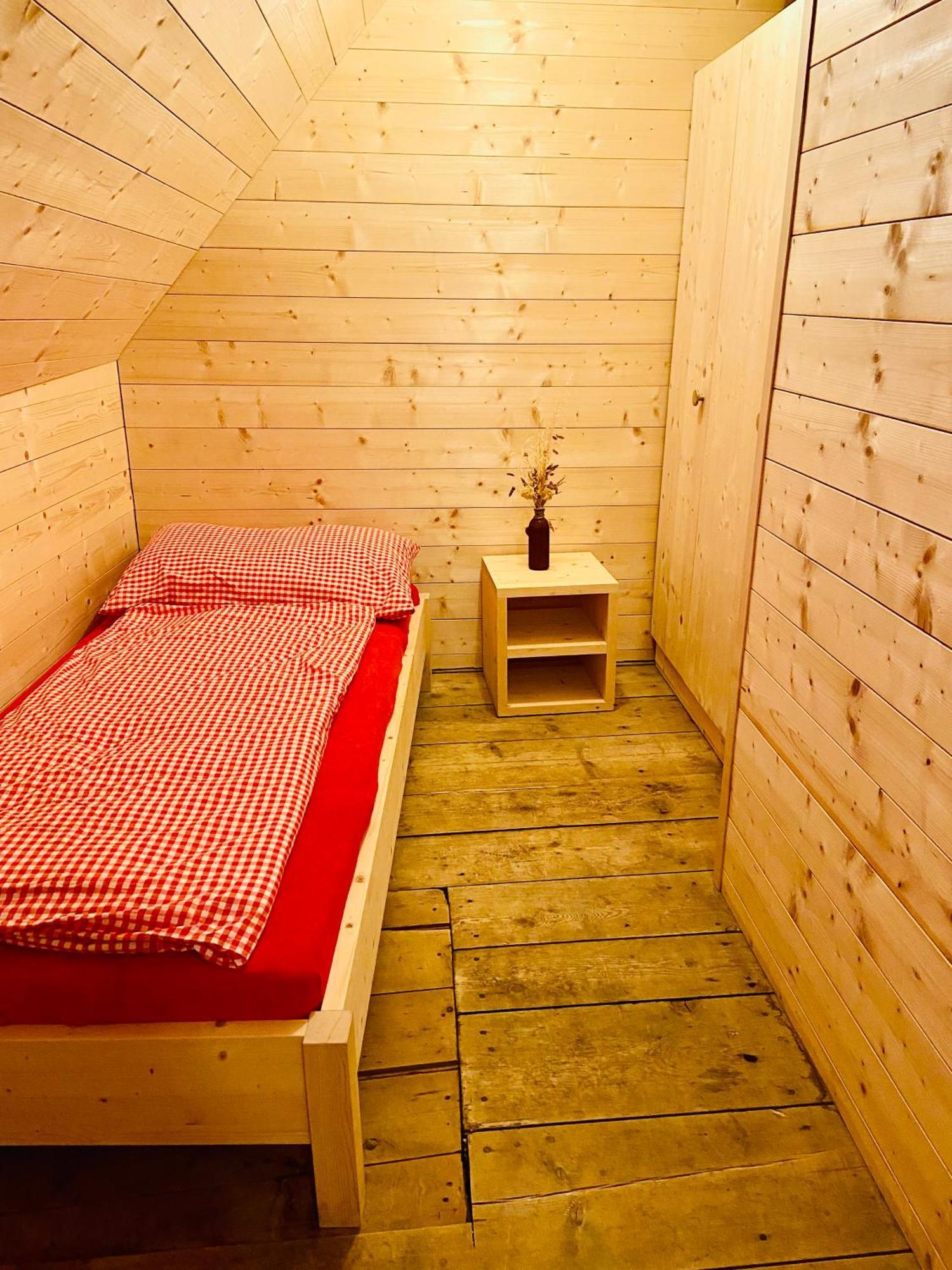 Alp Es-Cha Dadour Bed & Breakfast Madulain Екстериор снимка