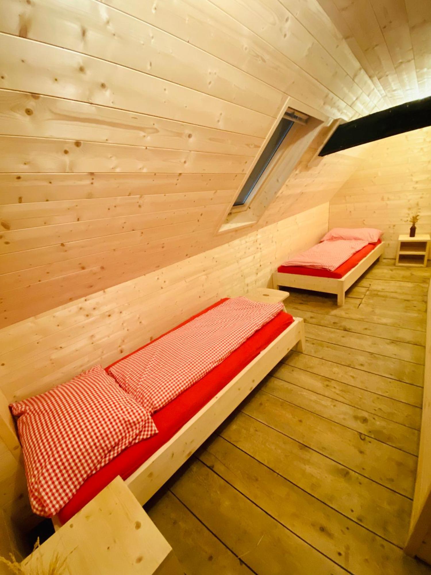 Alp Es-Cha Dadour Bed & Breakfast Madulain Екстериор снимка