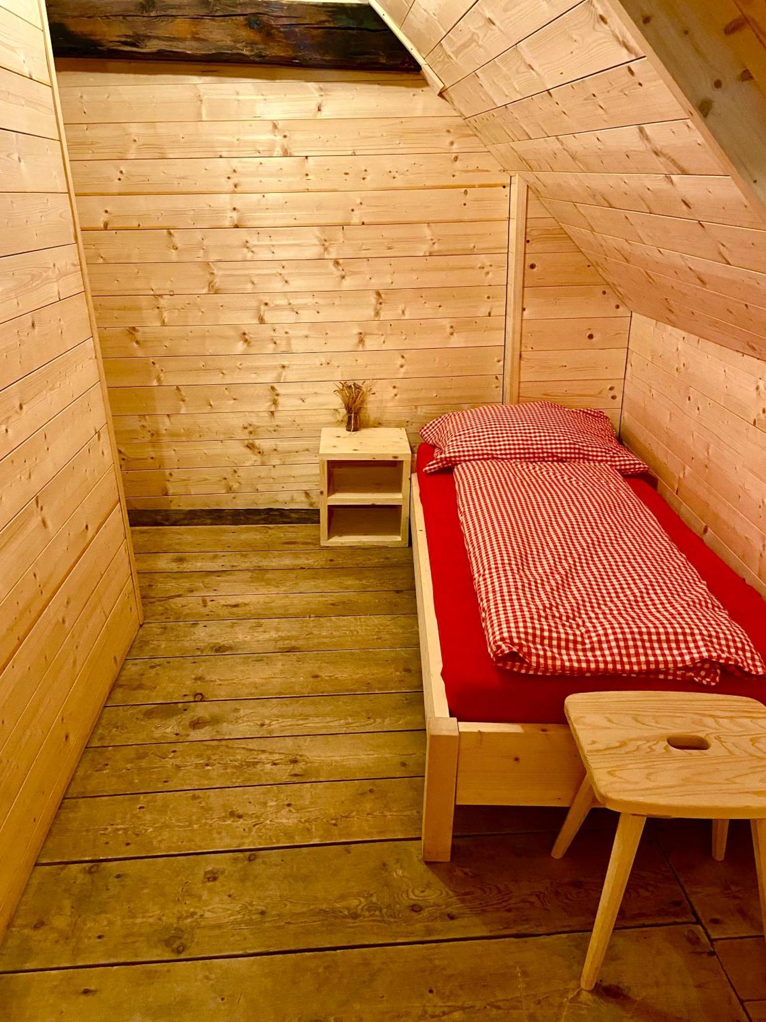 Alp Es-Cha Dadour Bed & Breakfast Madulain Екстериор снимка